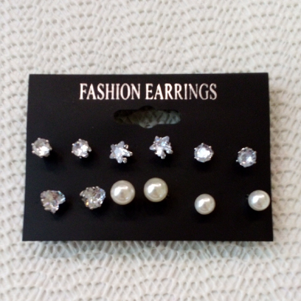 Fashion Jewelry Silver and White Earrings Set